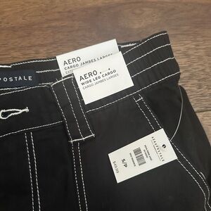 BNWT Aeropostale wide leg cargos size small